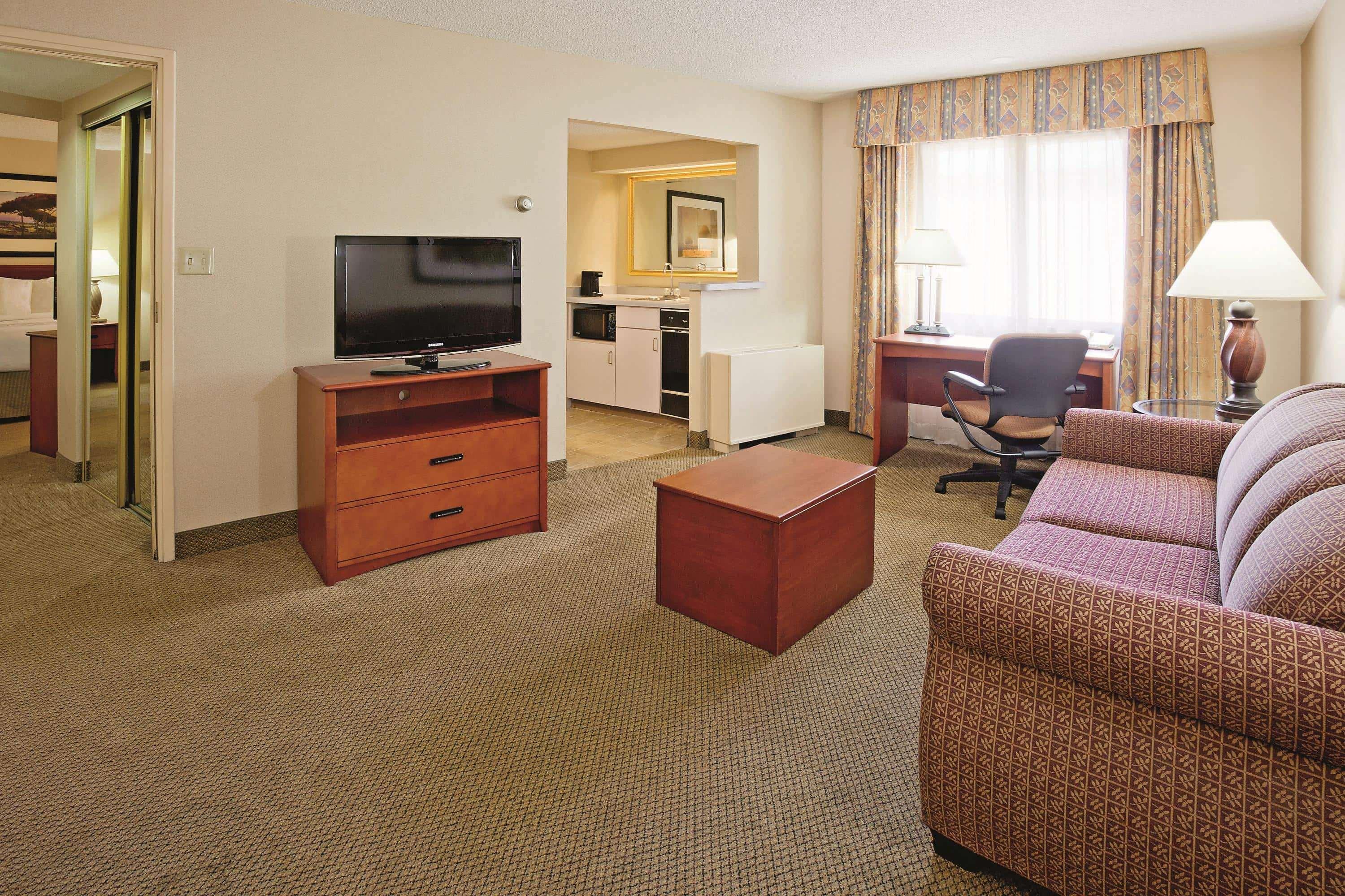 La Quinta By Wyndham Appleton College Avenue Hotel Exterior foto