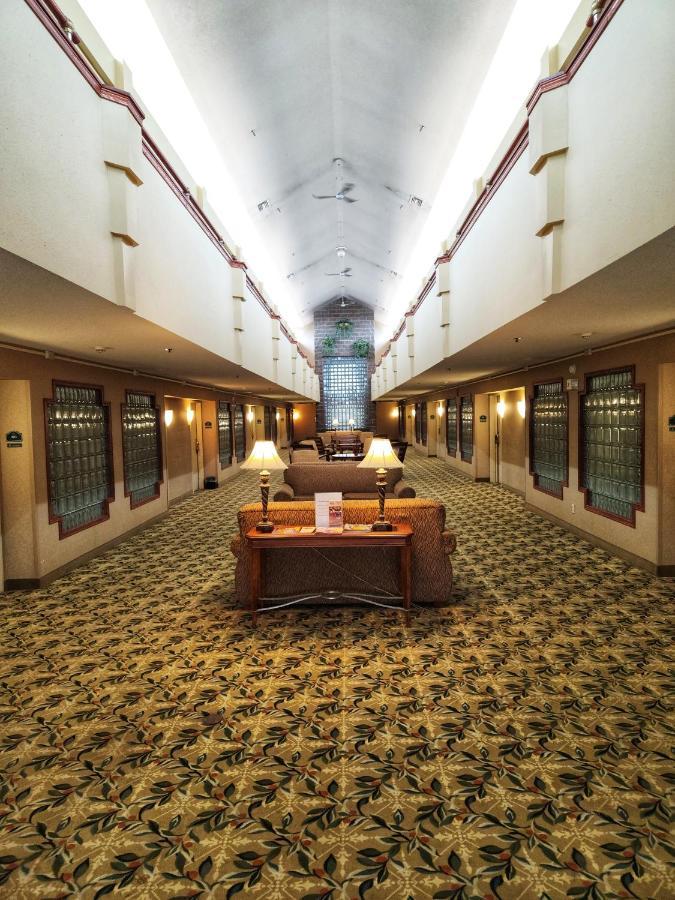 La Quinta By Wyndham Appleton College Avenue Hotel Exterior foto