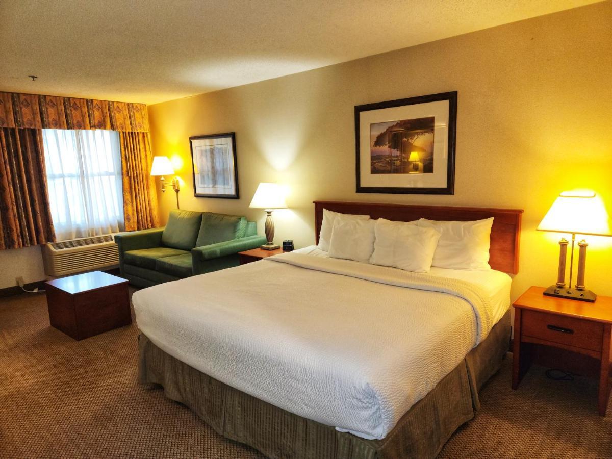 La Quinta By Wyndham Appleton College Avenue Hotel Exterior foto