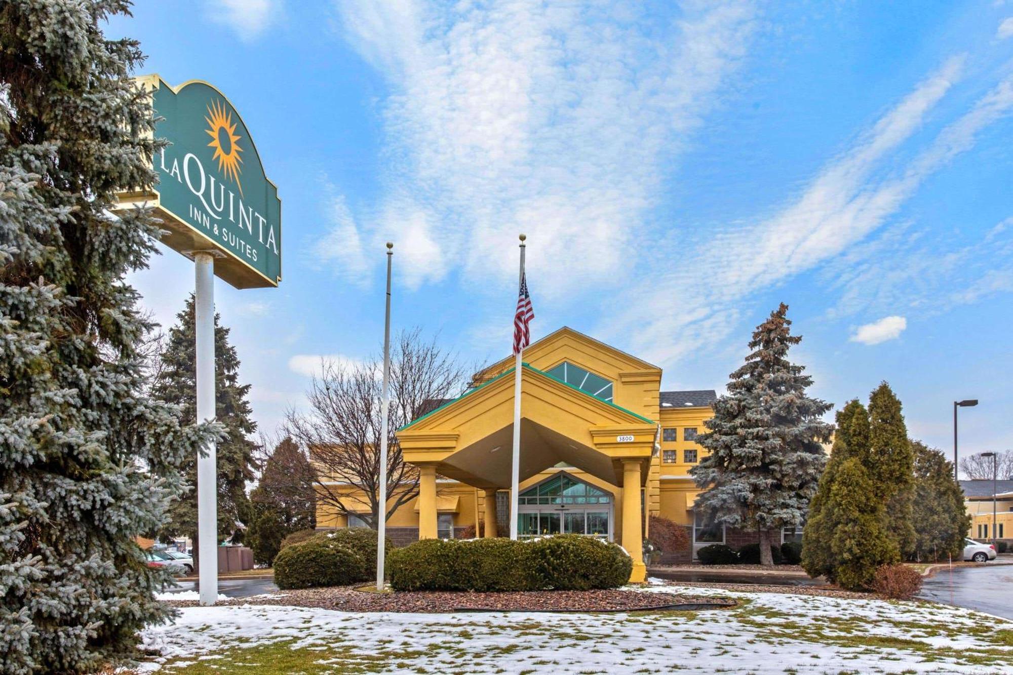 La Quinta By Wyndham Appleton College Avenue Hotel Exterior foto
